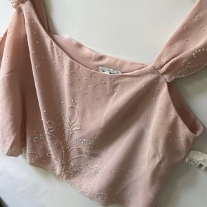 RARE R & M Richards Beaded Scalloped Sleeveless top